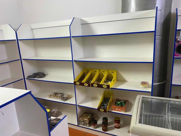 Полкалар сатылады.