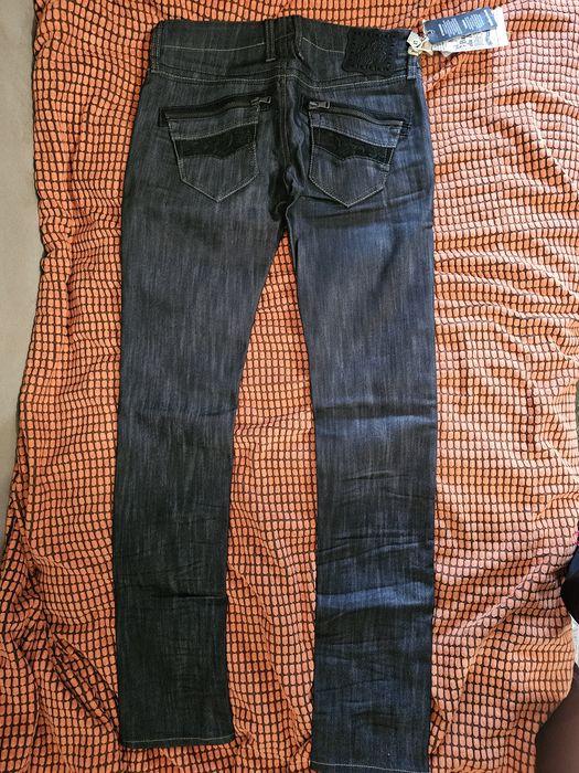 Нови дънки SIXTY