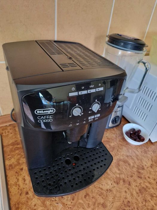 Кофемашина Delonghi Caffe Corso ESAM 2600
