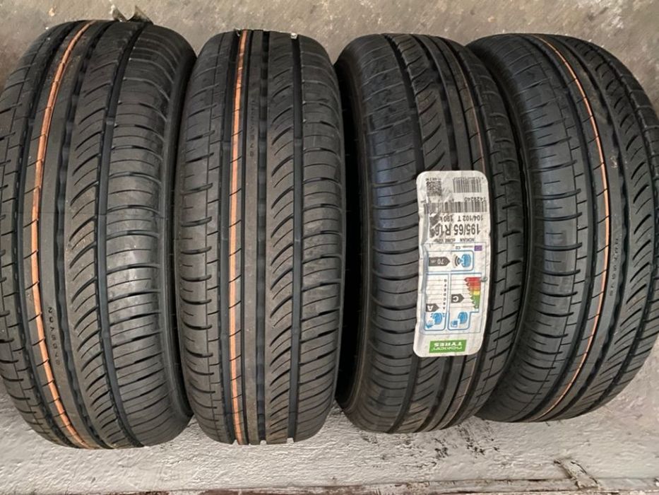 vand 4 anvelope 195/65/16c nokian de vară noi