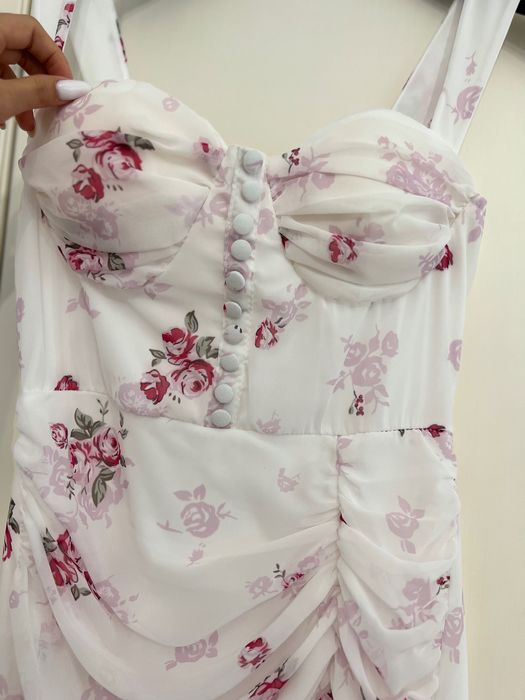 Летнее цветочное платье