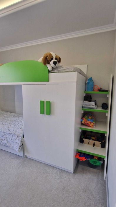 Pat supraetajat copii cu saltele incluse