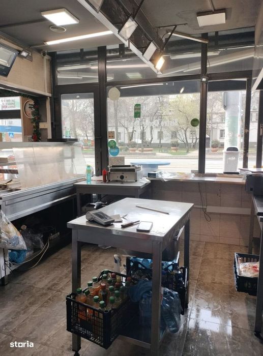 Zona Metrou Brâncoveanu sp 110 mp trafic intens