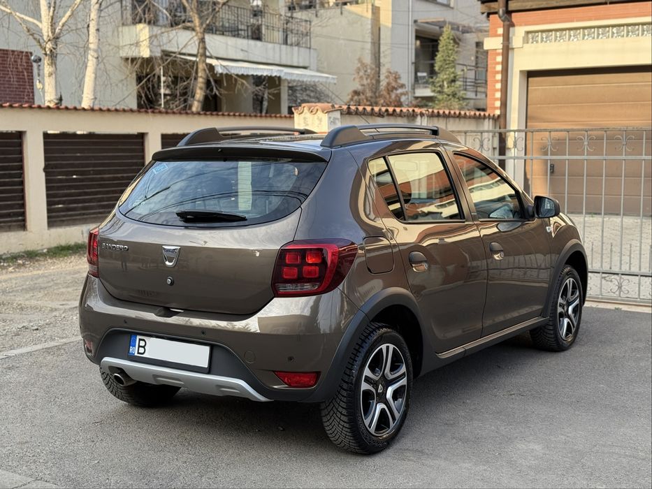Dacia Sandero Stepway Black&White 0.9 TCe+ GPL 90cp