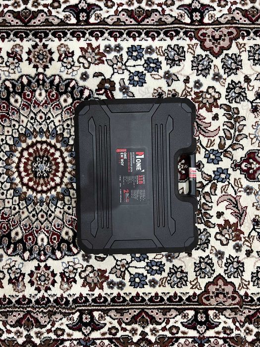 Дрель-шуруповерт набор None