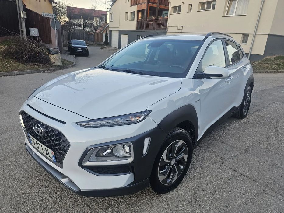 Hyundai KONA 1.6 GDI BlueDrive Hybrid 141 CP Premium