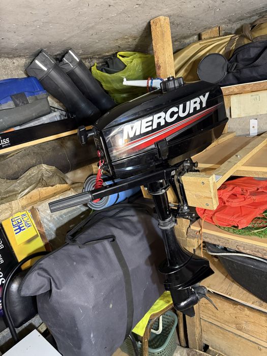 Лодочный мото MERCURY 3.3