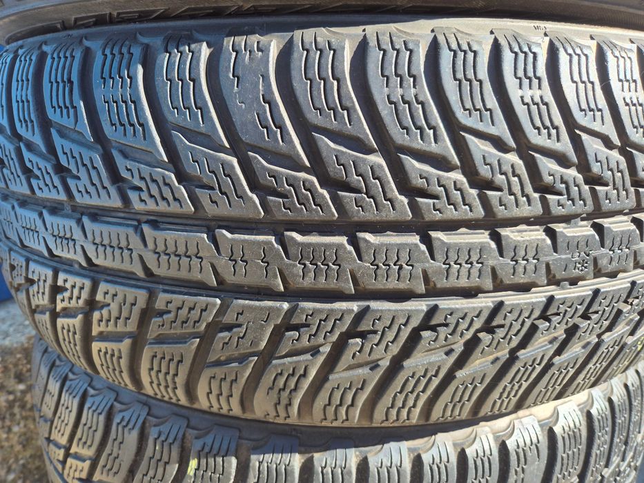 Anvelope M+S - 235/60/17 - NOKIAN - CA NOI - DOT 2014 !