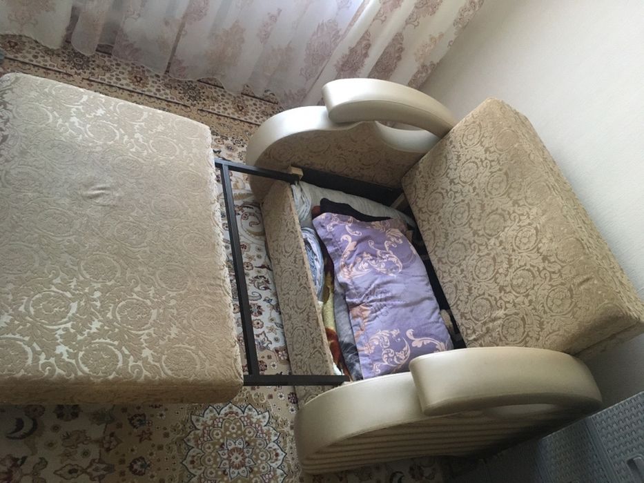 Срочно Продам 2 креслокровати