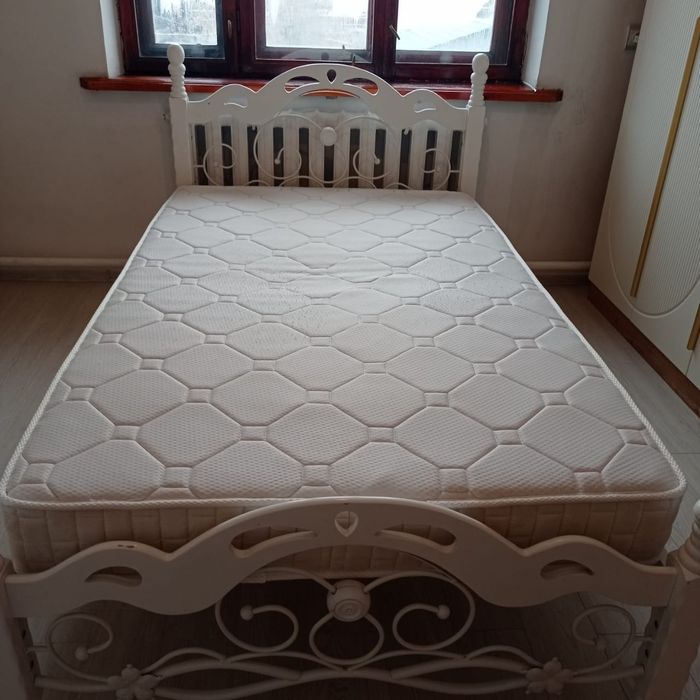 Кровать продам за 65000 тг