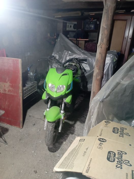 Скутер Raser jog 80куб