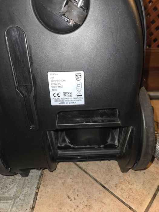 Прахосмукачка Phillips 7000 Series
