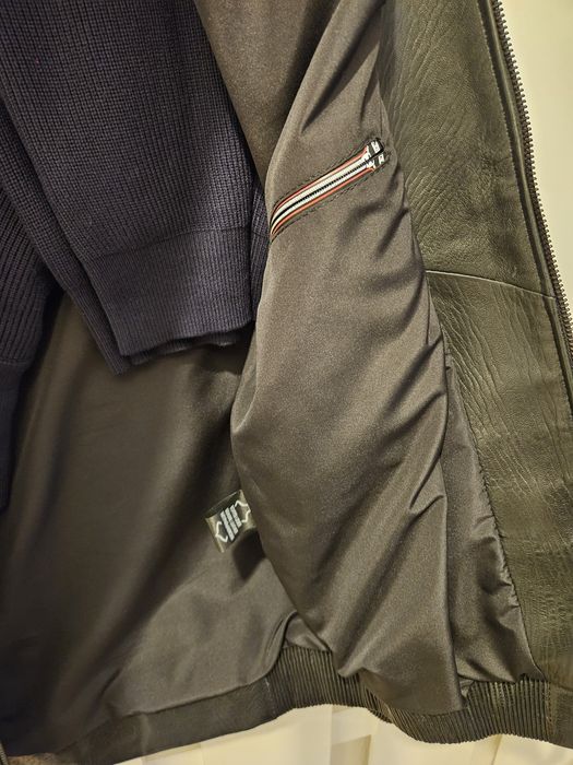 Продам кожаную куртку