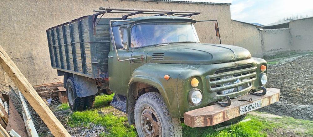 Moshina yaxshi xolatda 4 ta orqa balonlar yengi yurmagan xali