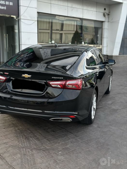 Malibu 2 premer qora faqat parokda kraska bor qogan joyi tozaa