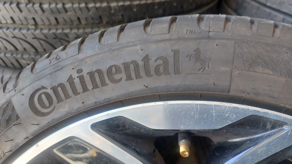 Летни гуми 205/45/17 Continental Ultra Contact 2 броя