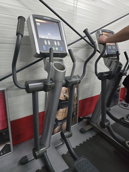 Stepper scări Life Fitness TV LED Touch Eliptica presa picioare