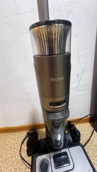 Срочно продам пылесос ручной