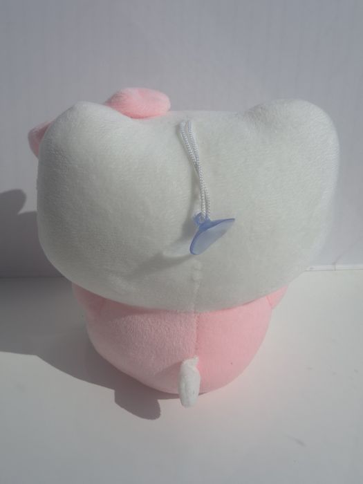 Милая мини-игрушка Hello Kitty с сердечком