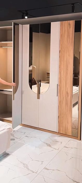 Спальный гарнитур в отличном состоянии