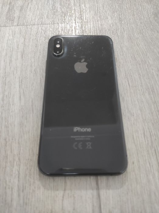 Продам  iPhone xs
