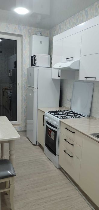 Mirzo Ulugʻbek Pushkin metro yaqnida arenda