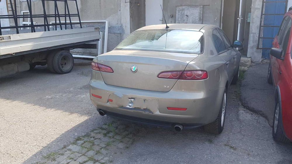 Алфа Ромео 159 на части