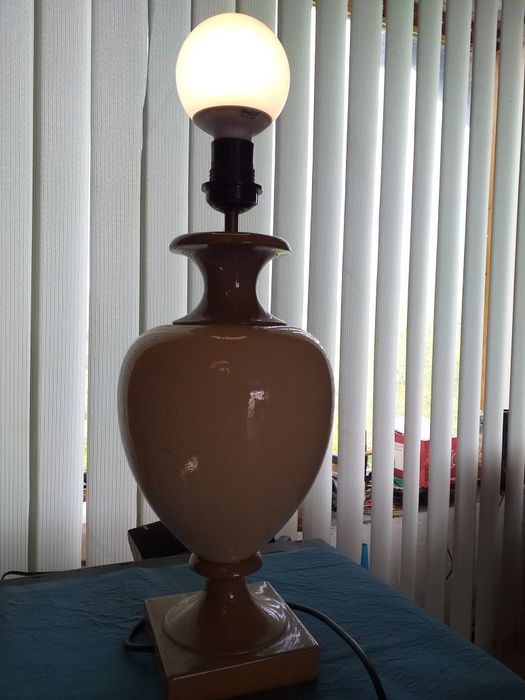 Настолна класическа английска лампа