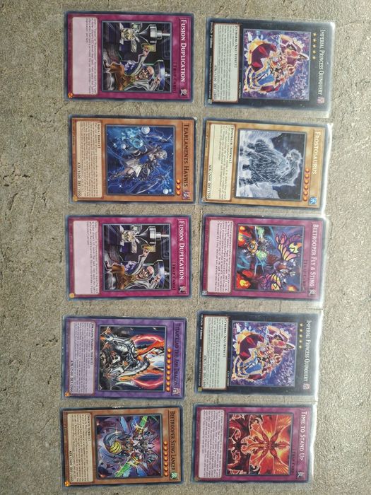 Продавам Yu-Gi-Oh карти