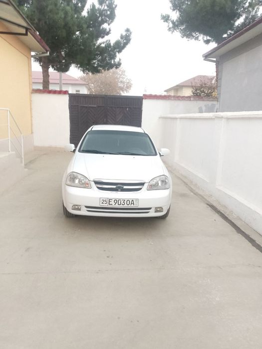 Laseti 2 pazitsiya sotiladi