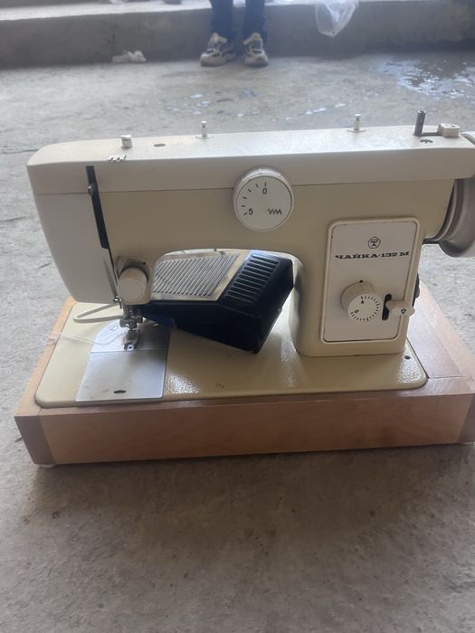Швейная машинка Чайка 132-М