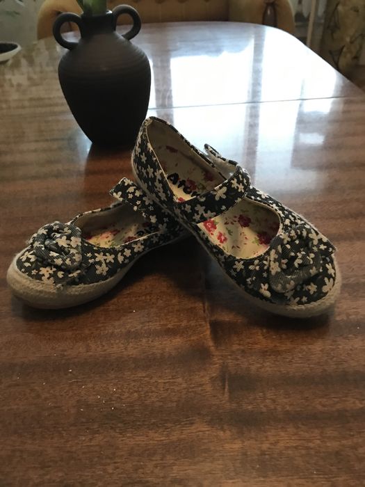 Отворени обувки N27