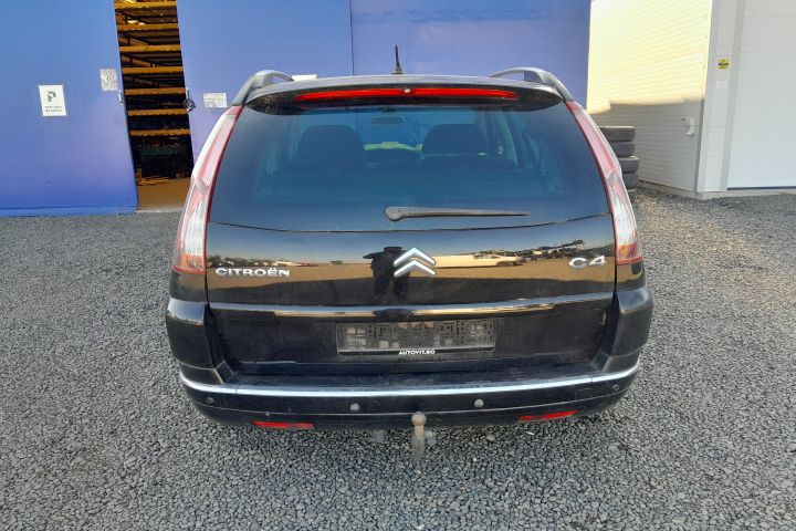 Dezmembrez Citroen C4 Picasso 1