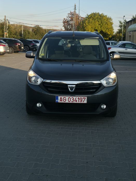 DACIA Lodgy 2015 — imagine 2
