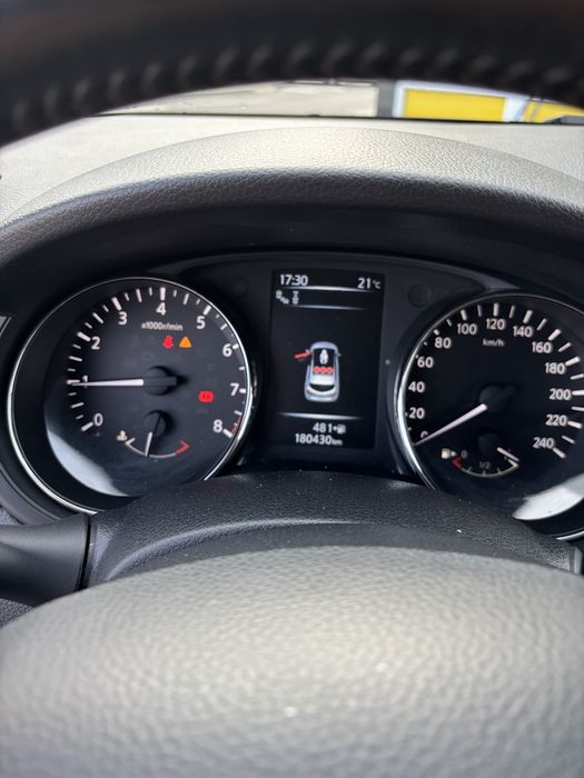 Vand nissan pulsar