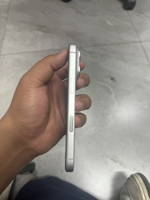 iphone 17 pro , 256gb e-sim