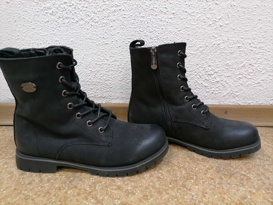 Продам нов жен зимние ботинки