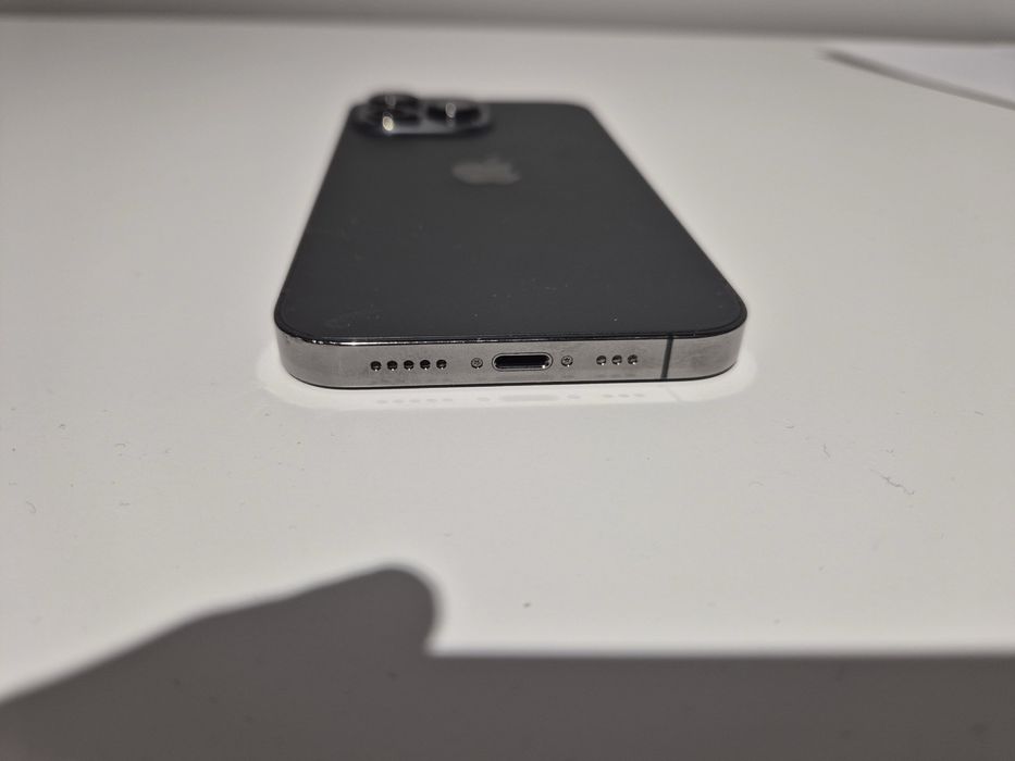 Iphone 13 pro , samsung s24