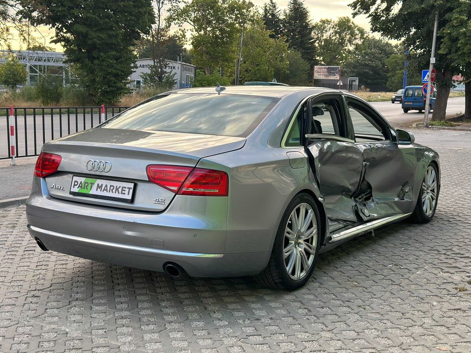 AUDI A8L 4.2FSI На Части