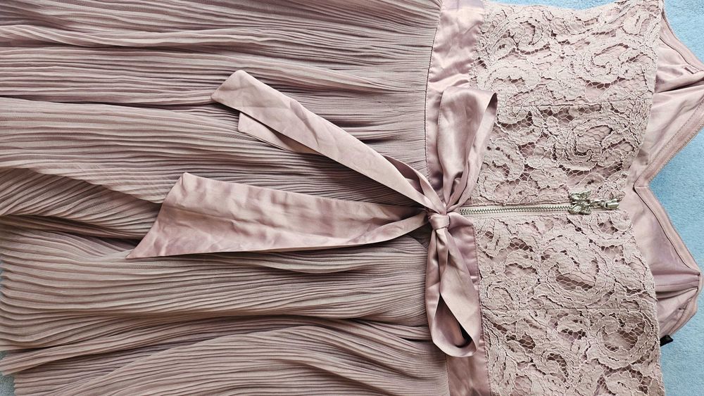 Рокля с тюл Lipsy