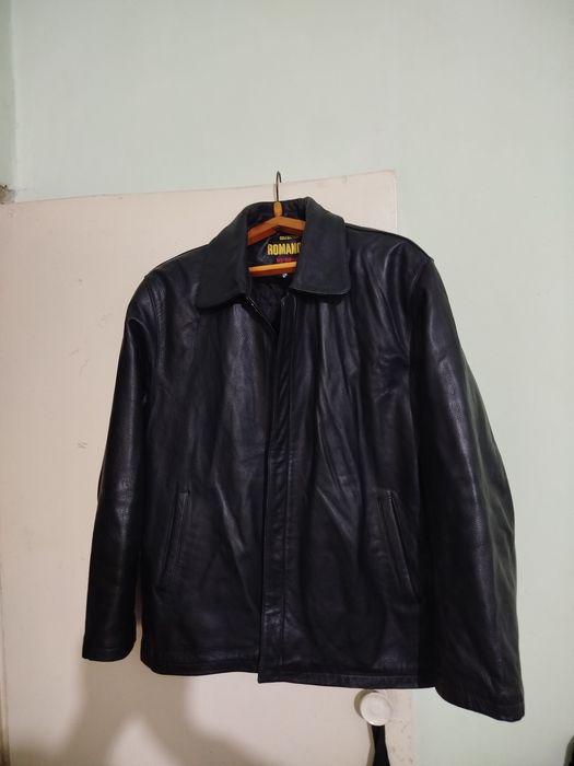 Продам кожаные куртки.