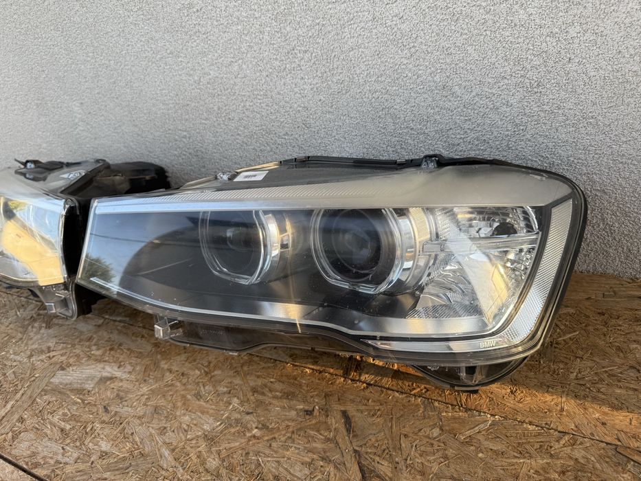 SET Far stanga dreapta BMW X3 X4 F25 F26 Facelift LCI Xenon + LED