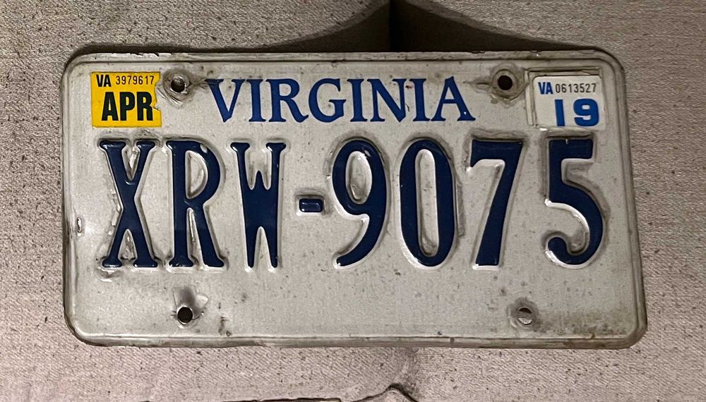 Numar inmatriculare original SUA Virginia XRW 9075 2019