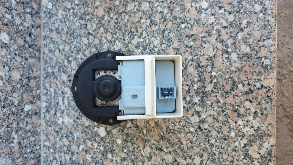 Pompa Evacuare masina spalat WHIRPOOL vertical 461973071131 Curier OLX