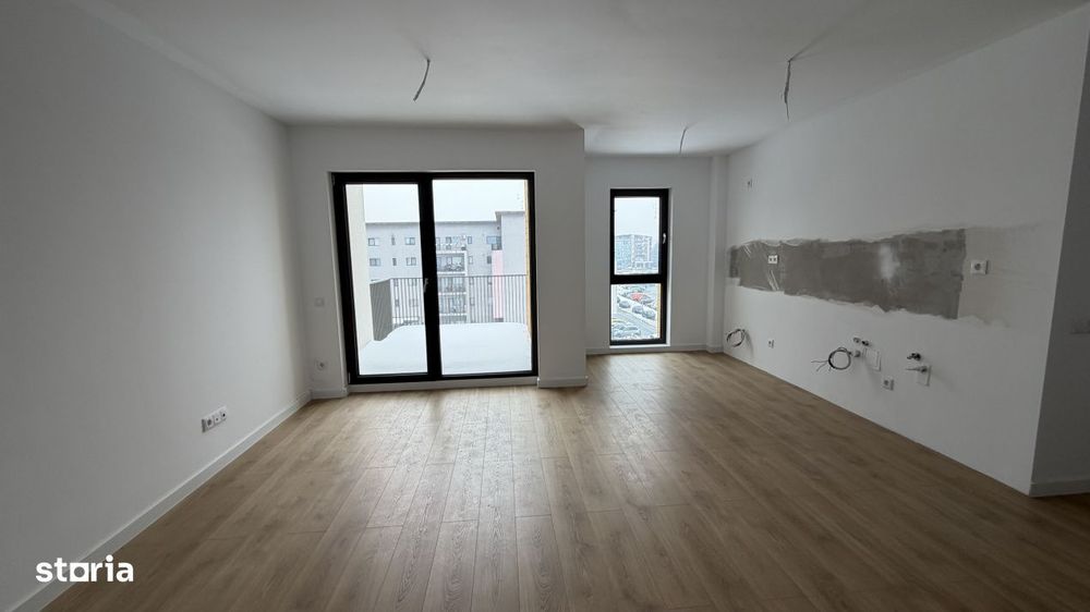 Apartament 3 camere, etaj 3, lift, bloc nou, zona Calea Moldovei — fotografia 3