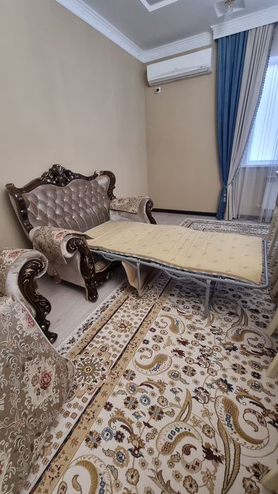 Продам диван и кресла