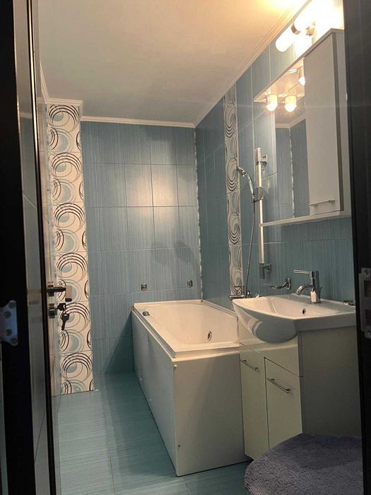 Proprietar Vand Apartament 2 camere Bucuresti sec 5 in bloc anvelopat