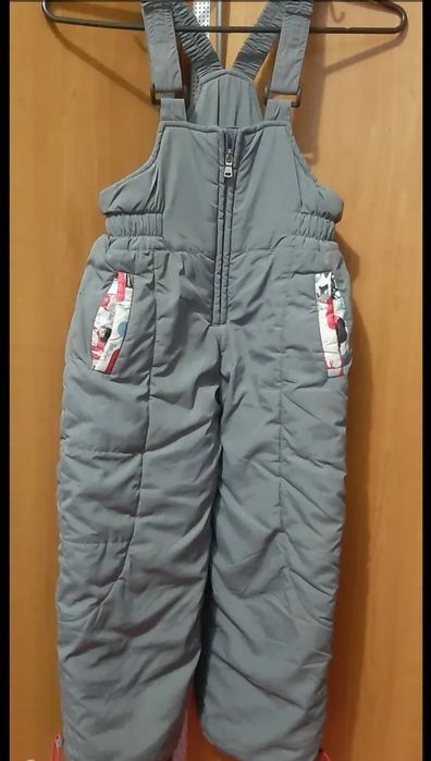 Зимняя куртка-комбинезон для девочки