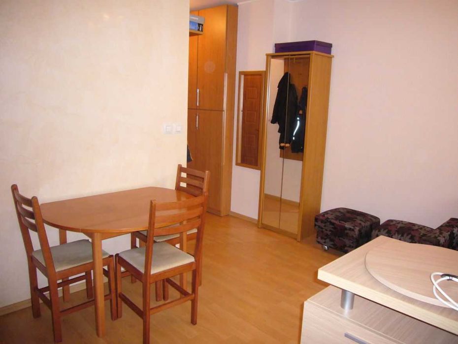 Едностаен апартамент в гр. София, кв. Младост 4, бл. 458, вх. 6, ет. 3