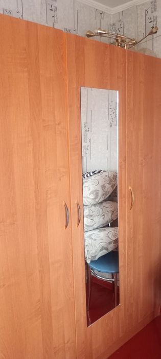 Спальный Гарнитур почти новый